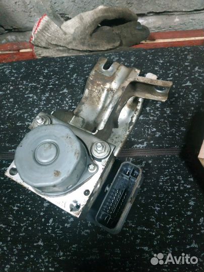 Блок ABS на LADA Kalina,Priora,Granta