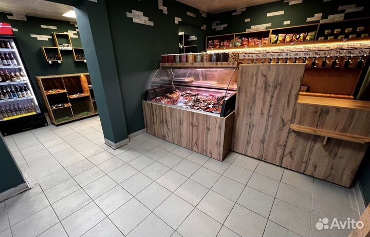 Пивной магазин или магазин разливных напиков, бар
