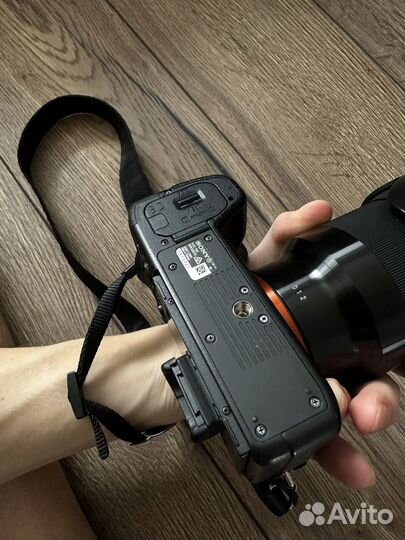 Фотоаппарат Sony a7 ii (body) + аккумуляторы
