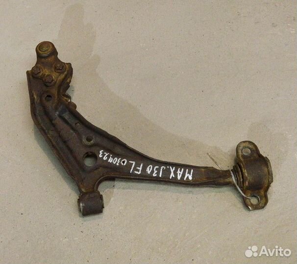 Рычаг передний левый Nissan Maxima J30 3.0