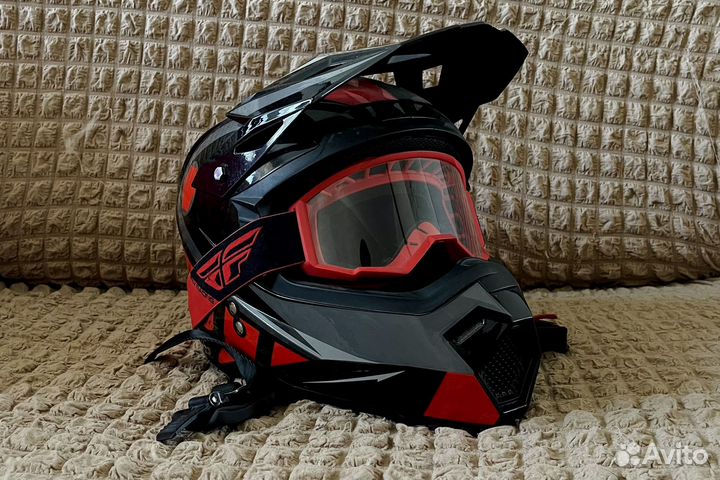 Шлем кроссовый Ataki