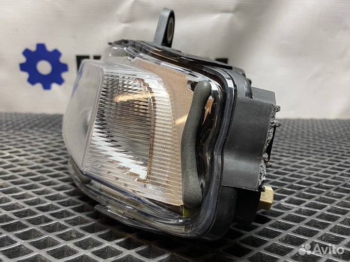 Фара противотуманная правая Volvo FH5 23752741