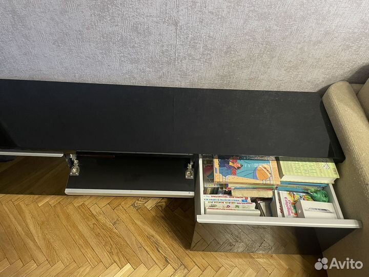 Тумба под телевизор