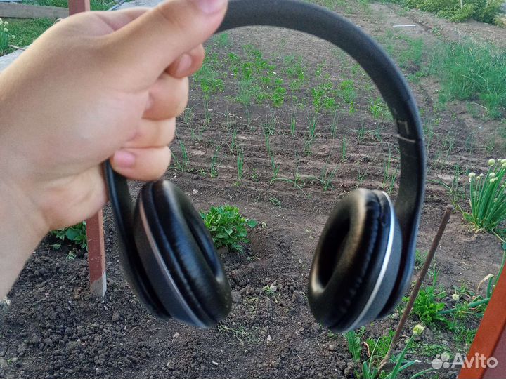 Беспроводные наушники