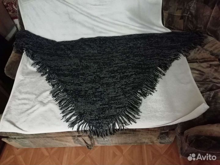 Новая большая шаль косынка 2.30