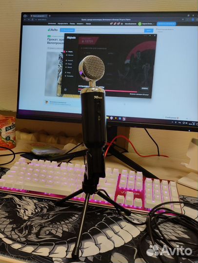 Микрофон Trust