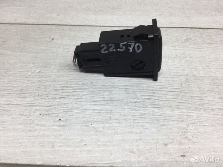 Переключатель дворников Toyota Avensis седан