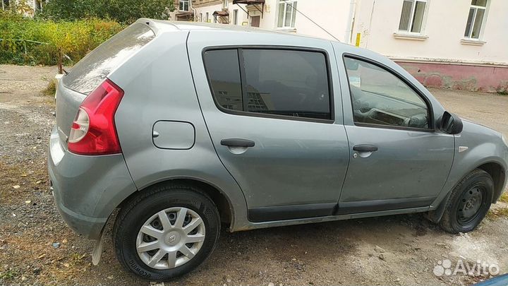 Renault Sandero 1.6 МТ, 2010, 321 600 км