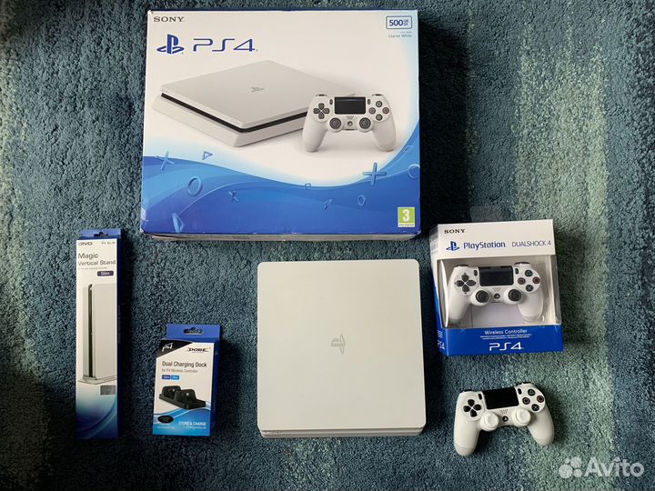 Sony PS4 Slim + 2 геймпада и 78 игр