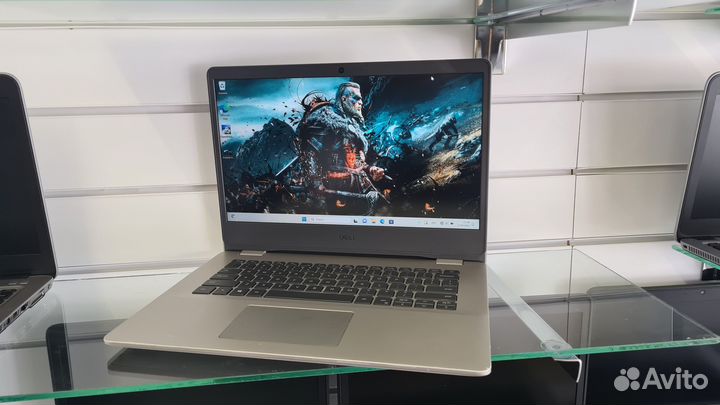 Dell 3401 i3-10го поколения\ 8gb\1 Tb\ IPS\Full HD