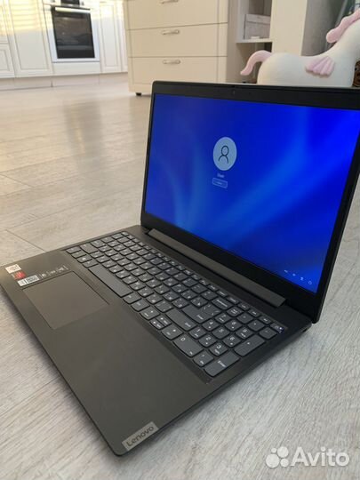 Ноутбук lenovo