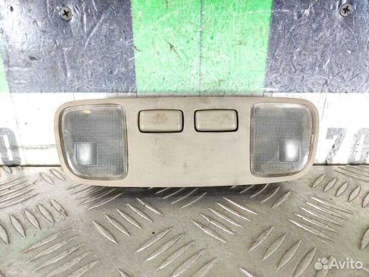 Плафон салонный Toyota Camry v10