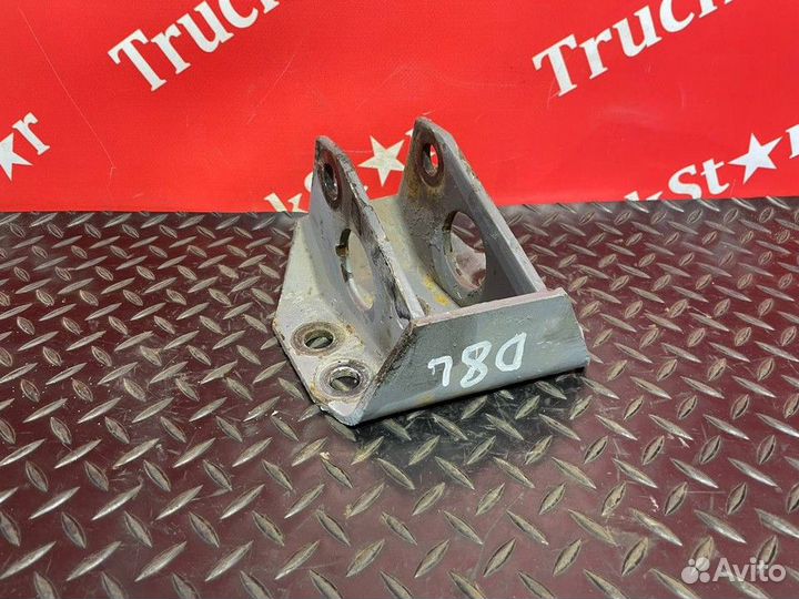 Кронштейн стойки стабилизатора заднего