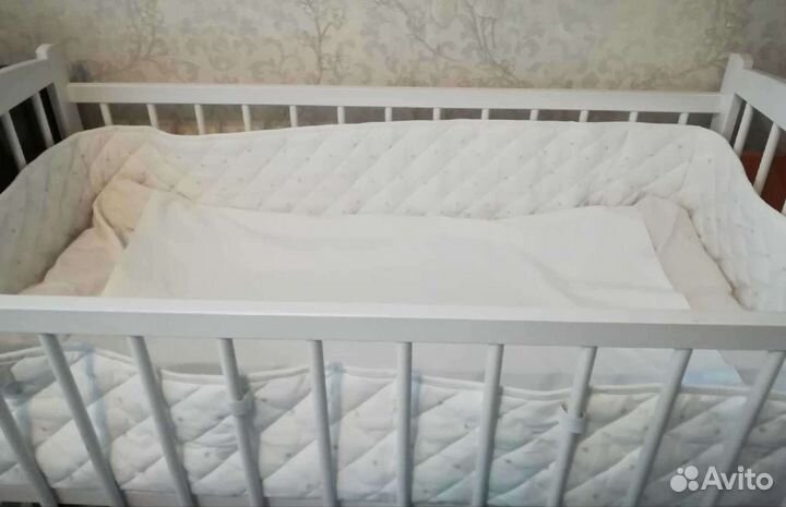 Бортики IKEA в кроватку