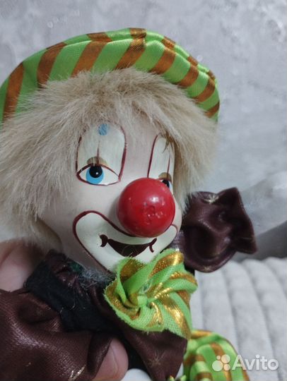 Марионетка Клоун с фарфоровой головой
