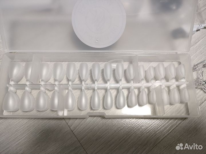 Набор новый для наращивания ногтей