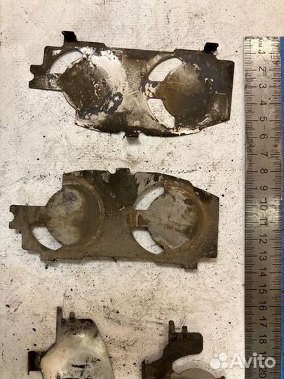 Пластины антискрипные комплект Infiniti