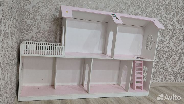 Большой кукольный домик деревянный
