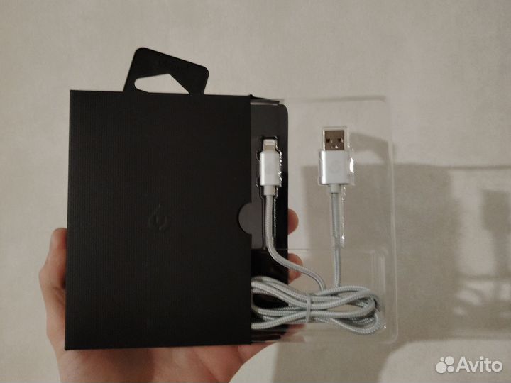 Провод USB-A to Lightning uBear