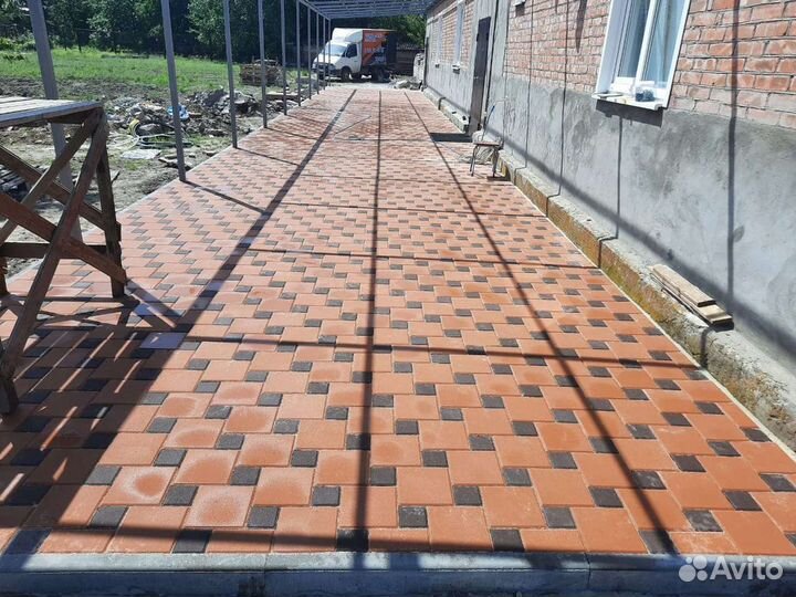Укладка тротуарной плитки