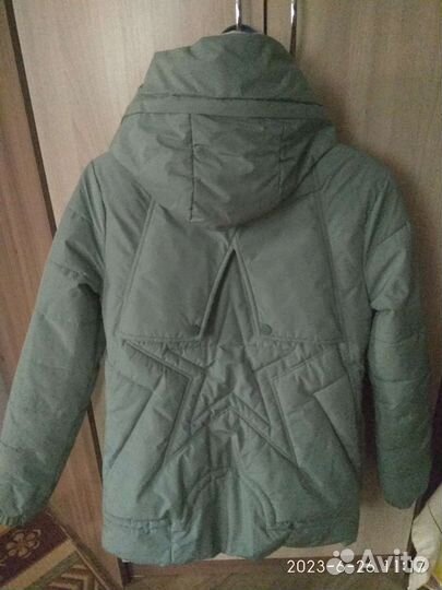 Куртка демисезонная на девочку 8-10 лет