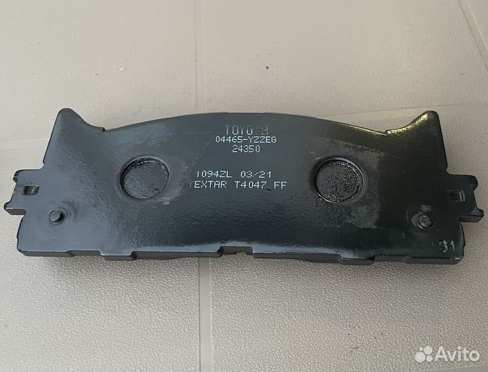 Тормозные колодки Toyota Camry 50 (оригинал)