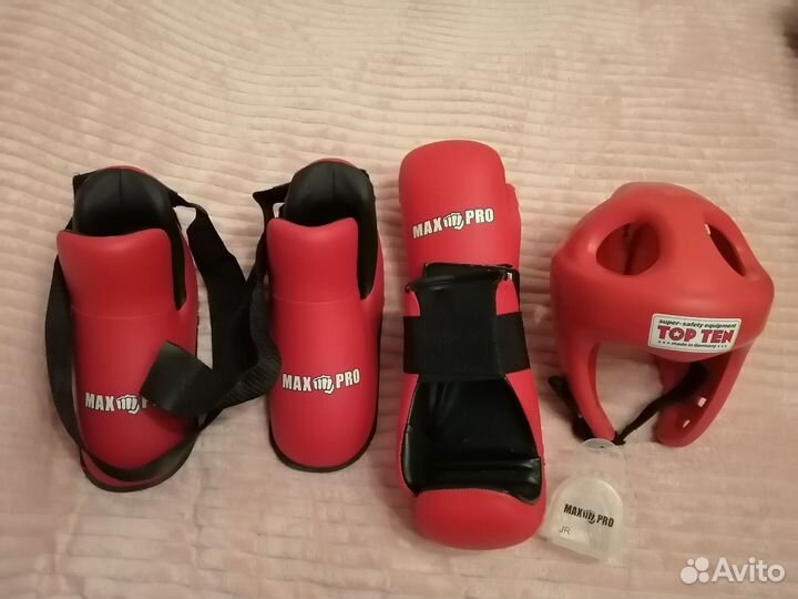 Шлем для таеквондо