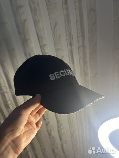 Vetements security кепка