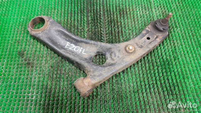 Рычаг передний левый нижний Toyota Aygo B10 2009