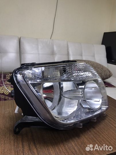 Фара правая Renault Duster 1 10-15 новая
