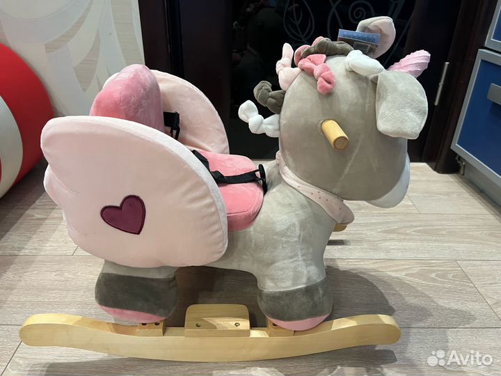 Детская качалка лошадка