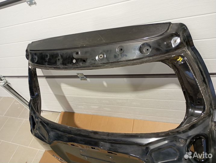 Дверь багажника Toyota Rav4 40