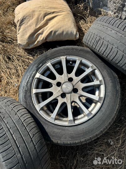 Диски вместе с шинами r14