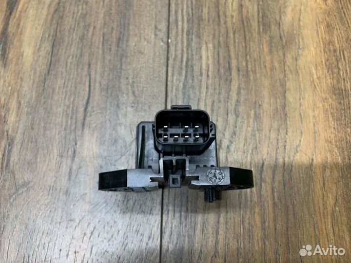 Ford Explorer Блок электронный топливного насоса