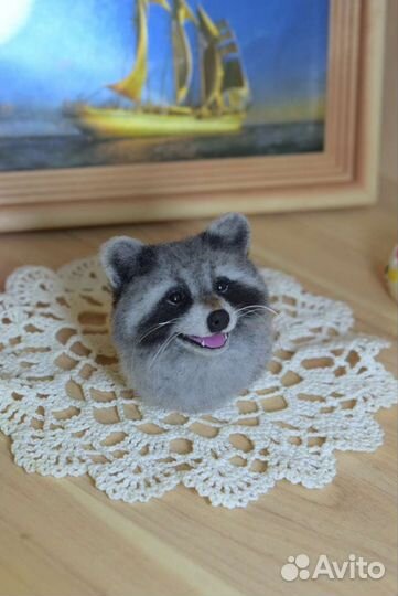 Брошь ручной работы