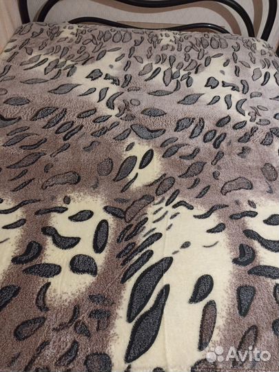 Плед новый 180*200