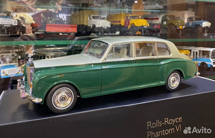 1/18 Rolls-Royce Phantom VI - Kyosho