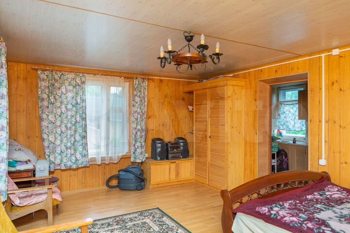 Дача 65 м² на участке 5 сот.