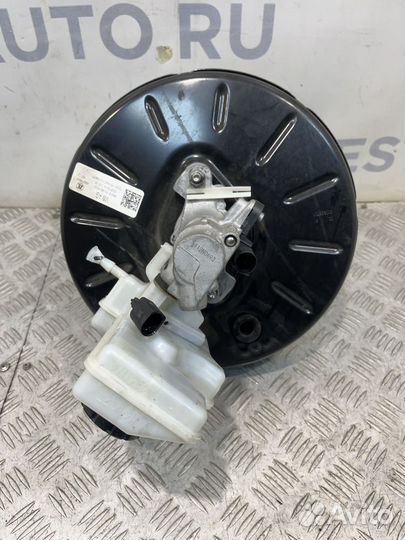 Вакуумник тормозной Volkswagen Teramont