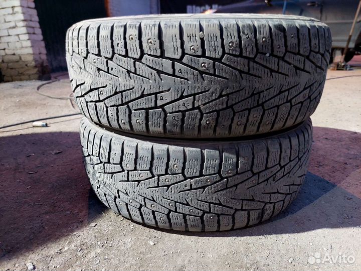 Nokian Tyres Hakkapeliitta 7 235/60 R18