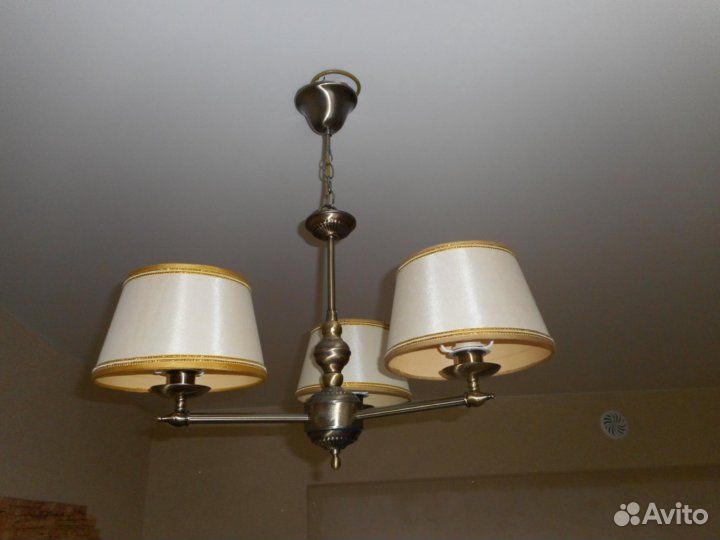 Люстра 3-х рожковая