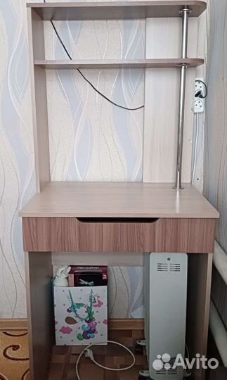 Письменный стол