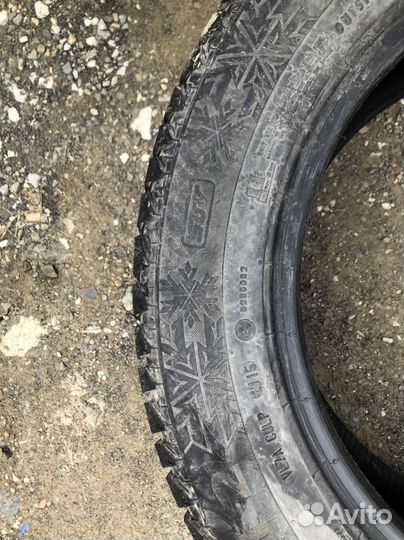 Continental IceContact 2 SUV 235/55 R17 T