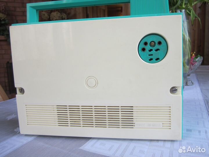 Радиоприёмник вэф Спидола 10, цветной