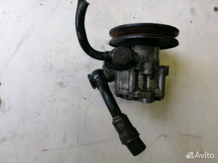 Насос гур Фольксваген Транспортер Т4 1,9 2,4 диз