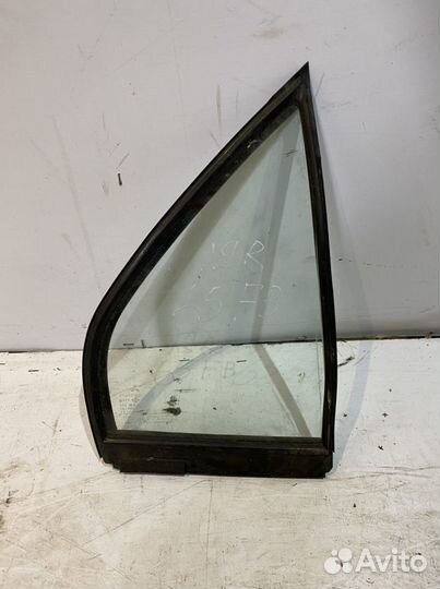 Стекло заднее правое Mitsubishi lancer 9