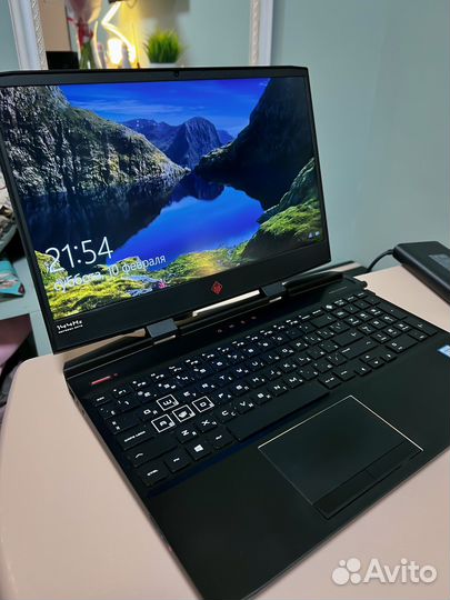 Ноутбук HP Omen 15-dc0018ur черный