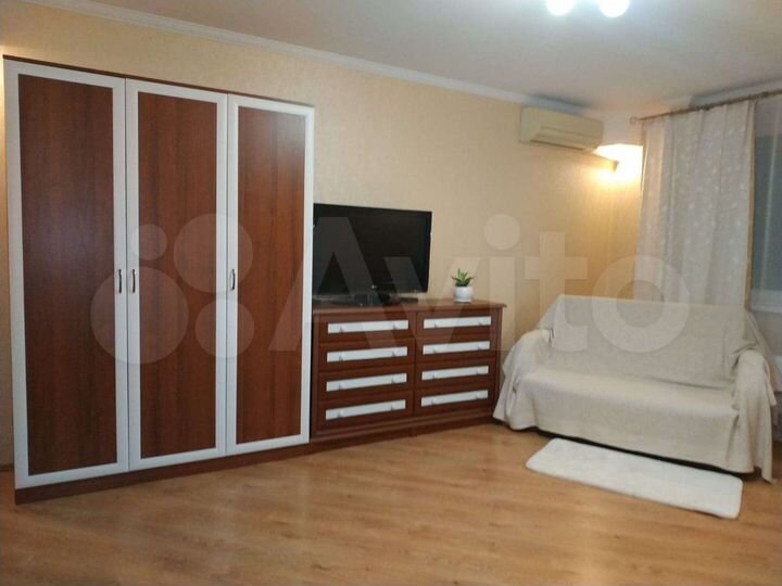2-к. квартира, 60 м², 8/14 эт.