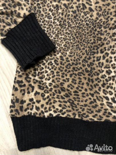 Свитер S/M б/у