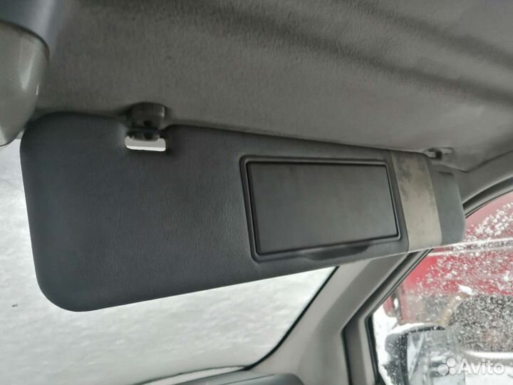 Козырёк солнцезащитный mercedes vito 638